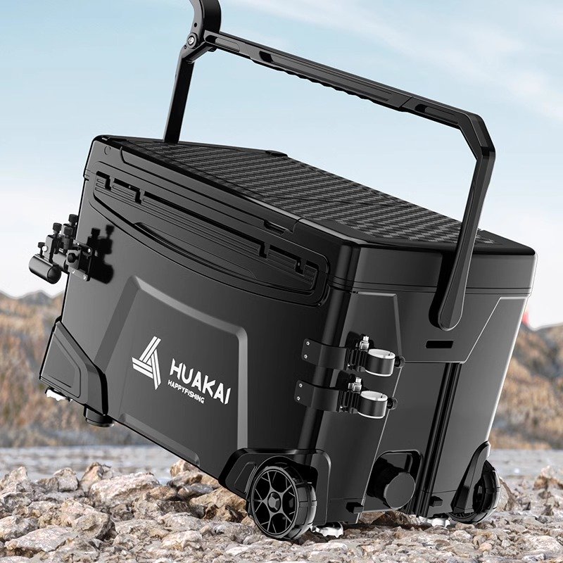 German fishing boxes full of super-lightly equipped wild fishing stations multi-purpose fishing tanks with new gear packages in small boxes